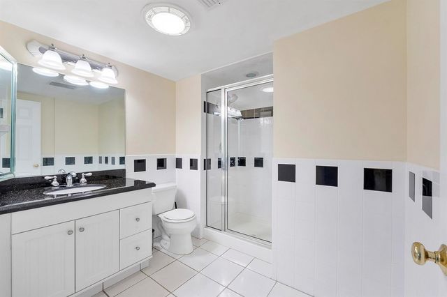 21852 Arriba 6-h, Boca Raton, FL 33433
