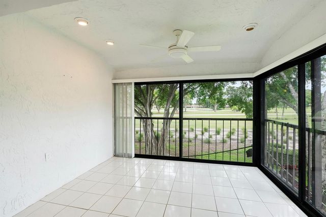 21852 Arriba 6-h, Boca Raton, FL 33433