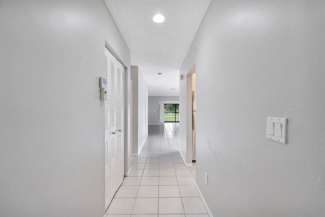 21852 Arriba 6-h, Boca Raton, FL 33433