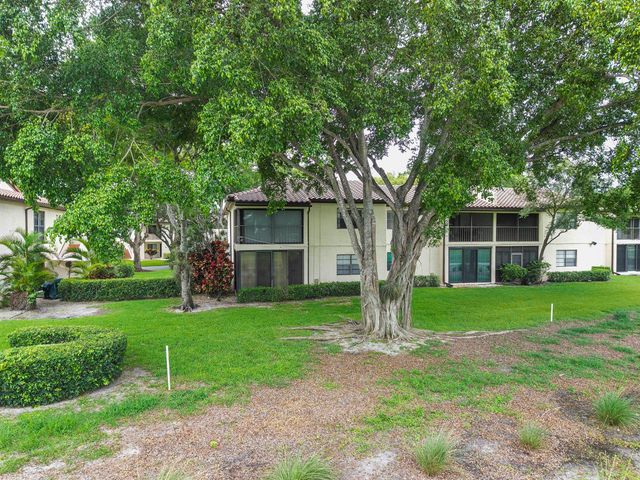 21852 Arriba 6-h, Boca Raton, FL 33433