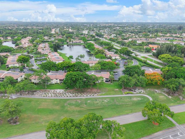 21852 Arriba 6-h, Boca Raton, FL 33433
