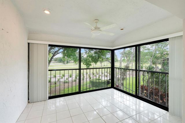 21852 Arriba 6-h, Boca Raton, FL 33433