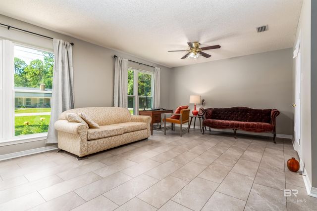 306 Apalache Avenue, Dauphin Island, AL 36528