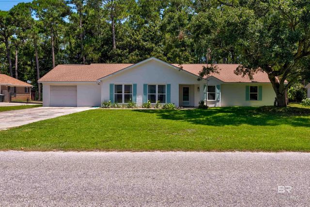 306 Apalache Avenue, Dauphin Island, AL 36528