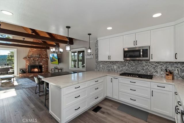 27921 West Shore, Lake Arrowhead, CA 92352