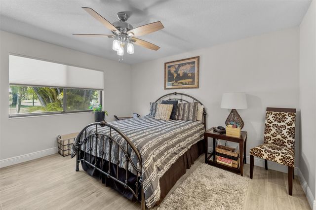 3 Camden Lane, Boynton Beach, FL 33426