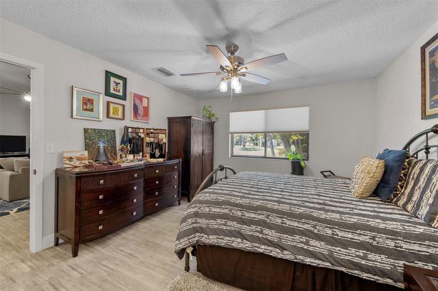 3 Camden Lane, Boynton Beach, FL 33426