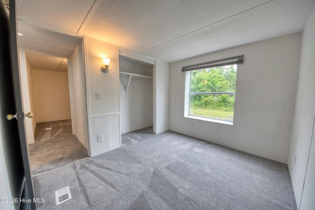566 Dark Oak Street SW, Shallotte, NC 28470
