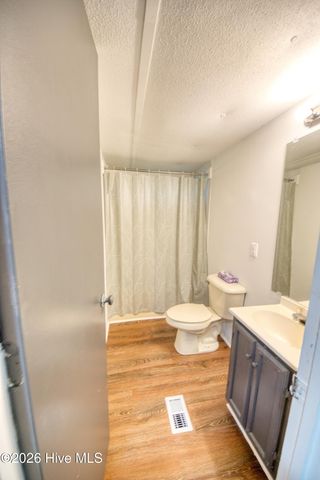 566 Dark Oak Street SW, Shallotte, NC 28470