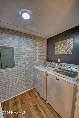 566 Dark Oak Street SW, Shallotte, NC 28470