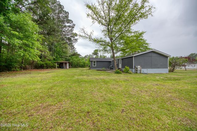 566 Dark Oak Street SW, Shallotte, NC 28470