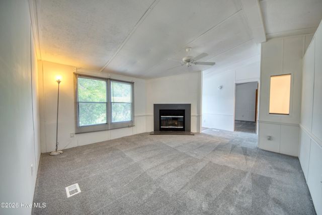 566 Dark Oak Street SW, Shallotte, NC 28470