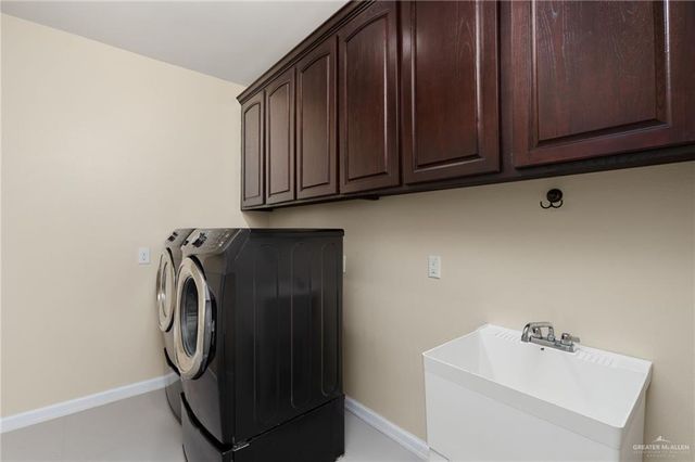 905 Villa Del Prado, Donna, TX 78537