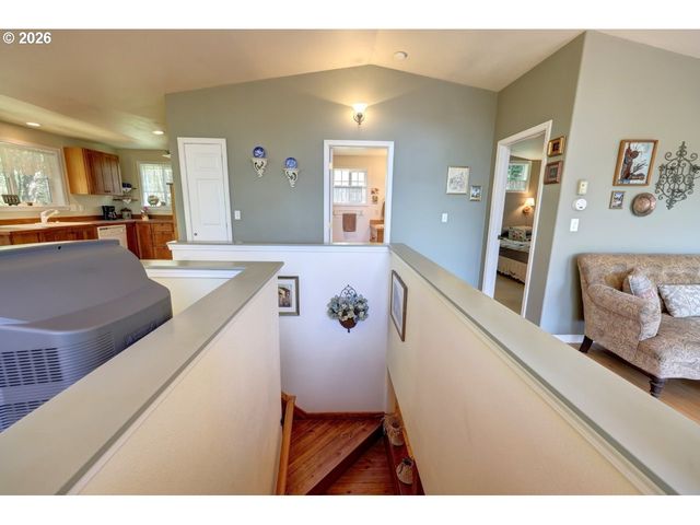9320 Nehalem Rd, Manzanita, OR 97130