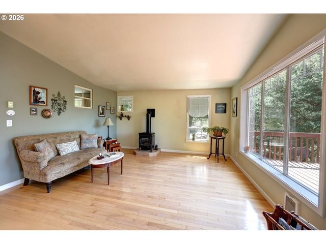 9320 Nehalem Rd, Manzanita, OR 97130