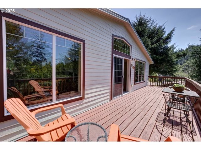 9320 Nehalem Rd, Manzanita, OR 97130