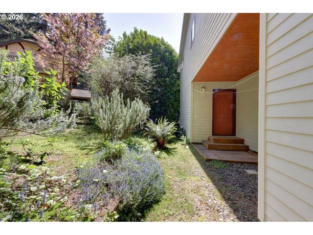 9320 Nehalem Rd, Manzanita, OR 97130