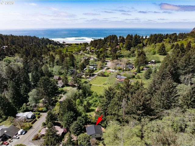 9320 Nehalem Rd, Manzanita, OR 97130