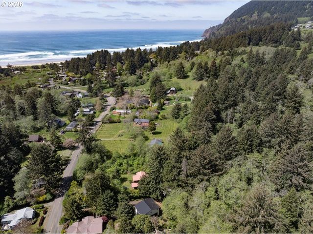 9320 Nehalem Rd, Manzanita, OR 97130