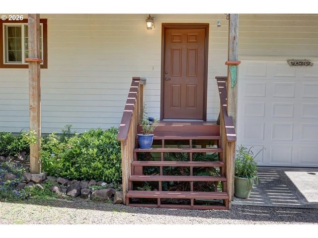 9320 Nehalem Rd, Manzanita, OR 97130
