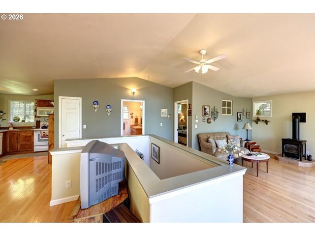 9320 Nehalem Rd, Manzanita, OR 97130