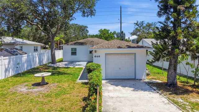 646 38TH AVENUE N, St Petersburg, FL 33704