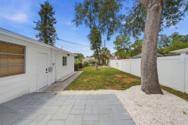 646 38TH AVENUE N, St Petersburg, FL 33704