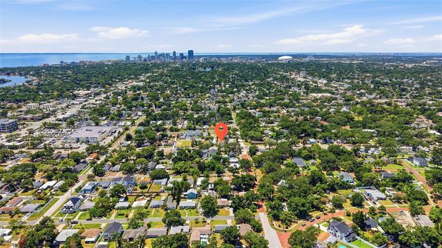 646 38TH AVENUE N, St Petersburg, FL 33704