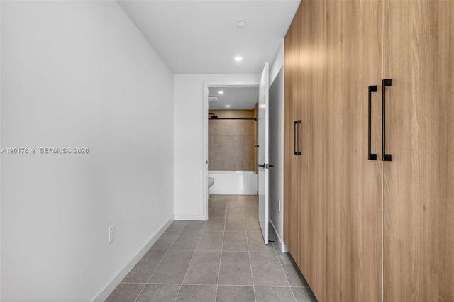 121 NE 5th St 3313, Miami, FL 33132
