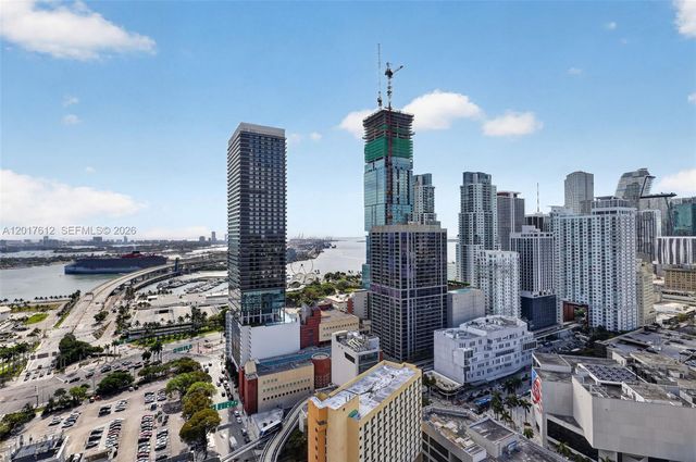 121 NE 5th St 3313, Miami, FL 33132