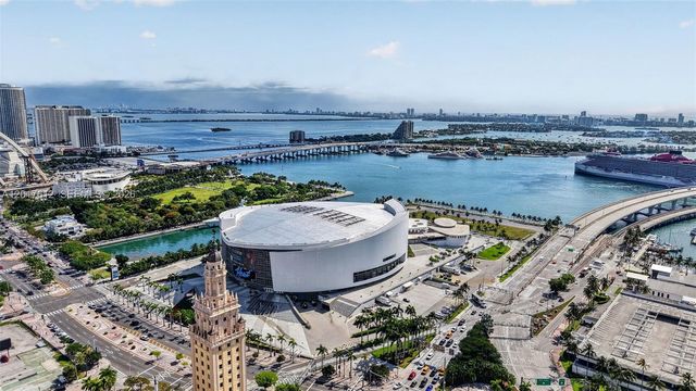 121 NE 5th St 3313, Miami, FL 33132