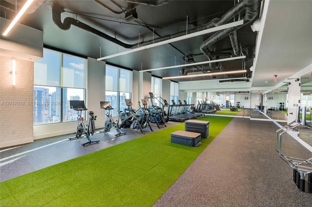 121 NE 5th St 3313, Miami, FL 33132