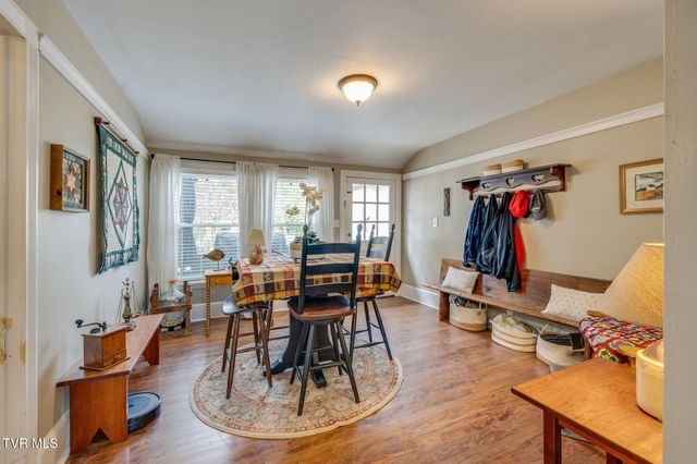 215 South Irish Street, Greeneville, TN 37743