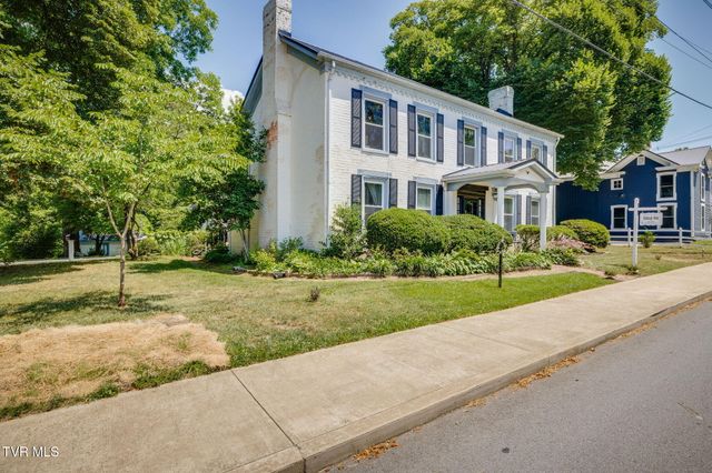 215 South Irish Street, Greeneville, TN 37743