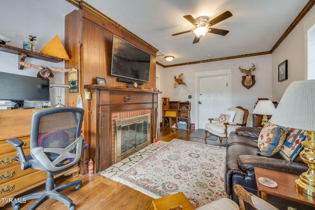 215 South Irish Street, Greeneville, TN 37743