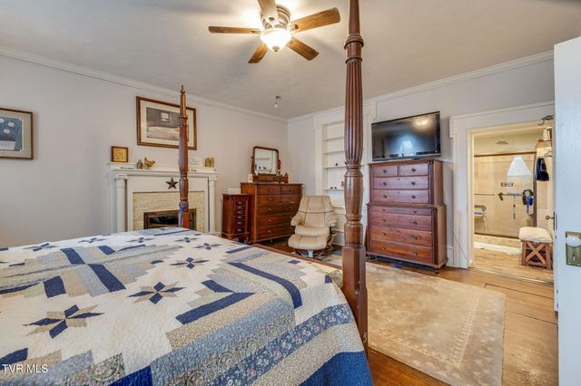 215 South Irish Street, Greeneville, TN 37743