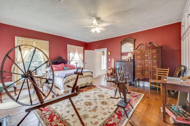 215 South Irish Street, Greeneville, TN 37743