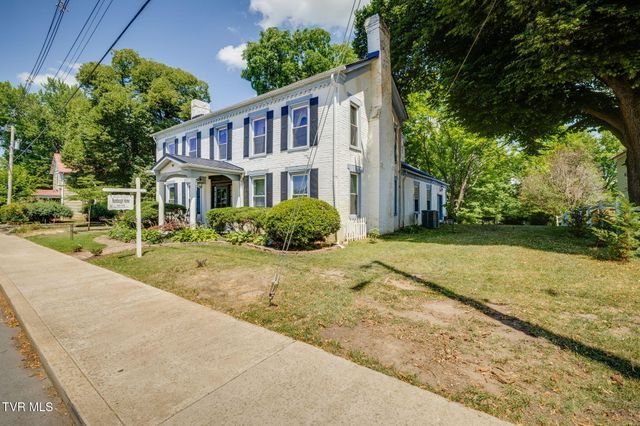 215 South Irish Street, Greeneville, TN 37743