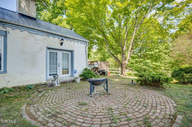 215 South Irish Street, Greeneville, TN 37743