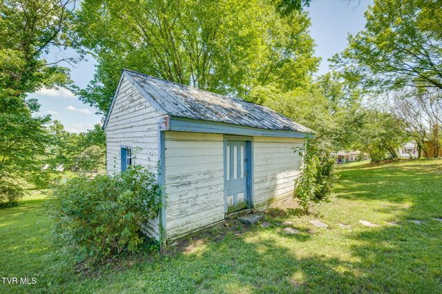 215 South Irish Street, Greeneville, TN 37743