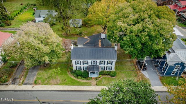 215 South Irish Street, Greeneville, TN 37743
