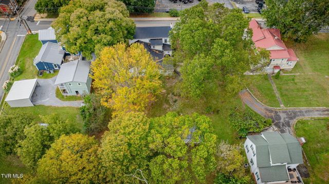 215 South Irish Street, Greeneville, TN 37743