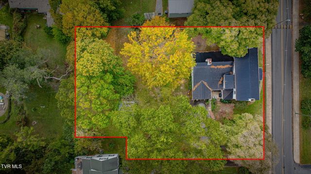 215 South Irish Street, Greeneville, TN 37743