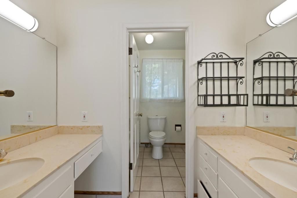 Image 19 of property listing at 225 Coleridge Avenue, Palo Alto, CA 94301