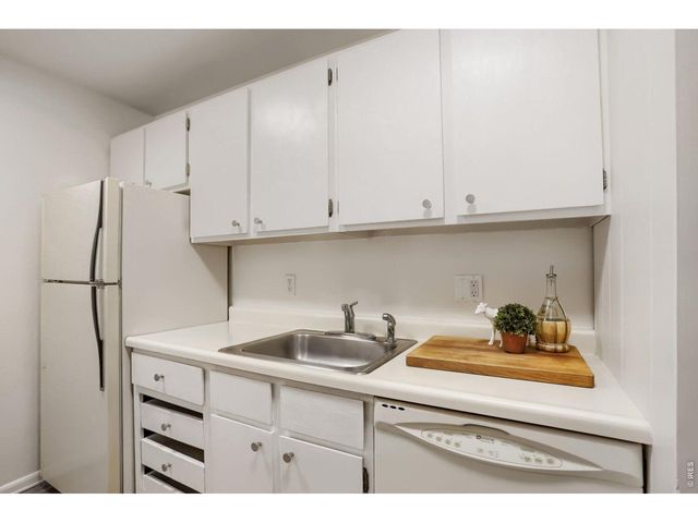 500 Mohawk Dr 202, Boulder, CO 80303