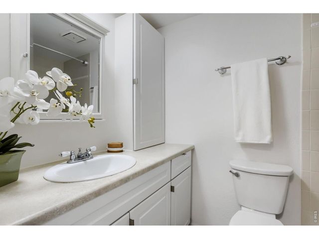 500 Mohawk Dr 202, Boulder, CO 80303