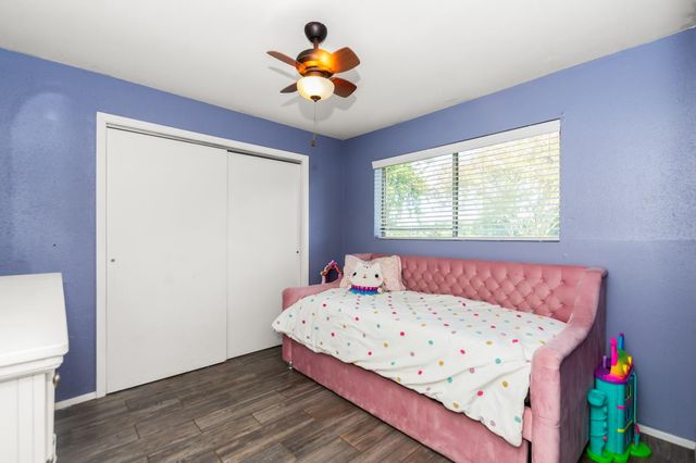 200 Austin Street, Angleton, TX 77515