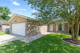 200 Austin Street, Angleton, TX 77515
