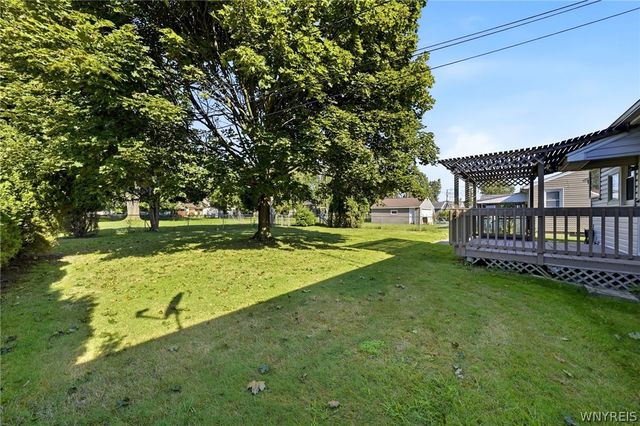 164 South Meadow Drive, North Tonawanda, NY 14120