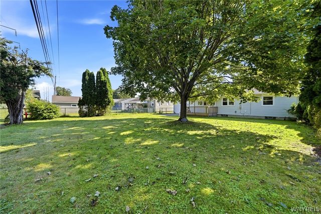 164 South Meadow Drive, North Tonawanda, NY 14120